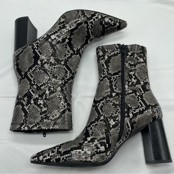 Jeffrey Campbell Siren Python Boot - Picture 2 of 7